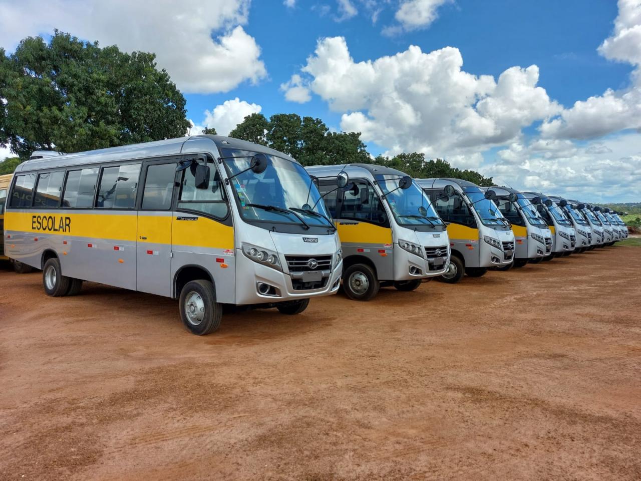 TRANSPORTE  ESCOLAR  E ADAPTADO